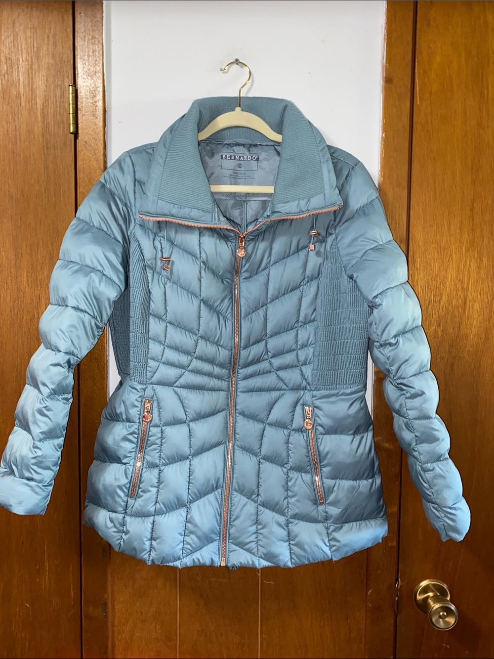 Bernardo Puff Jacket Light Blue Quilted Packable Jacket with Rose Gold Zippers -